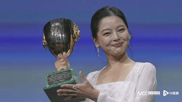 不说场面话,她们本人开麦了......