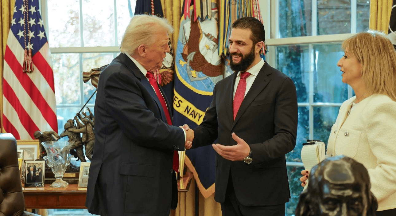 没有国旗和摄像机 特朗普在白宫低调会见叙政权领导人