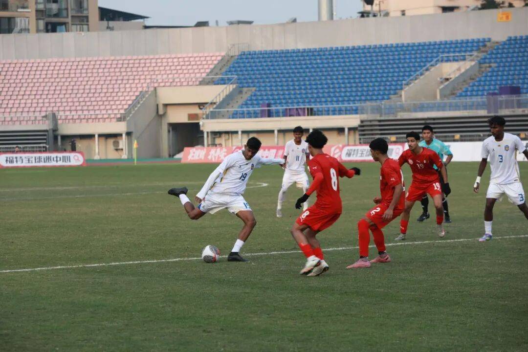 【U17亚洲杯预选赛】巴林队2∶1战胜斯里兰卡队