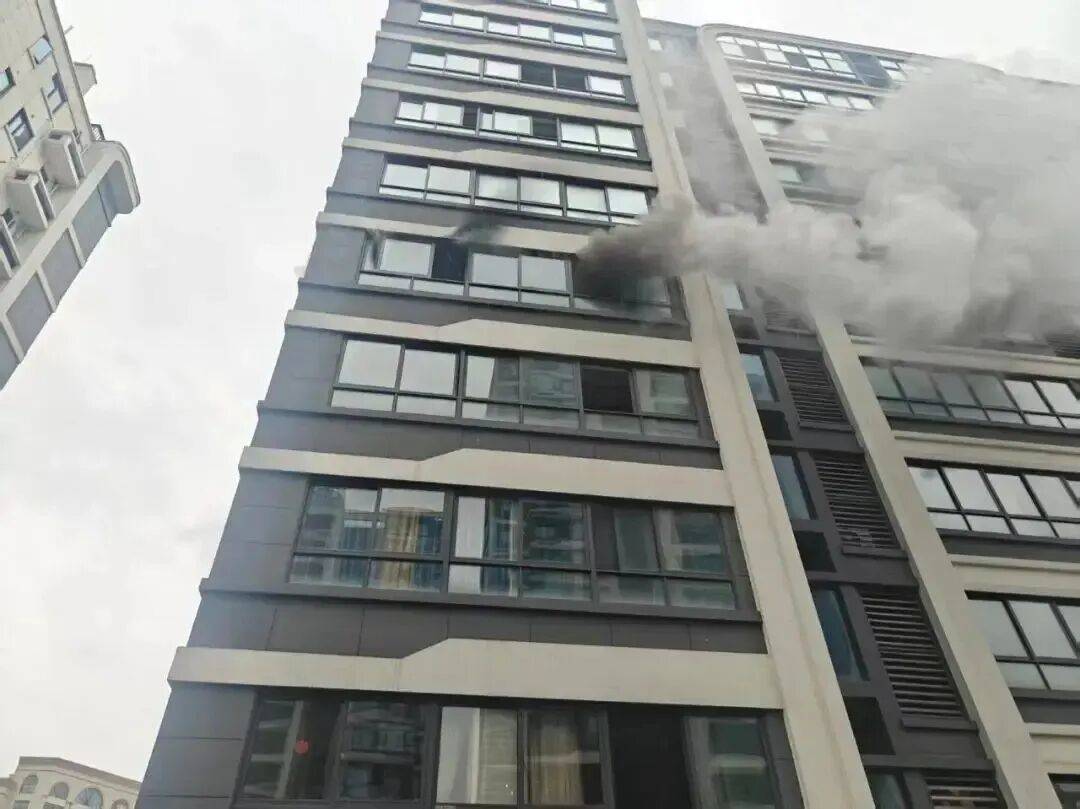 男子出门十几分钟，家差点没了！这个“惹火”习惯很多人都有