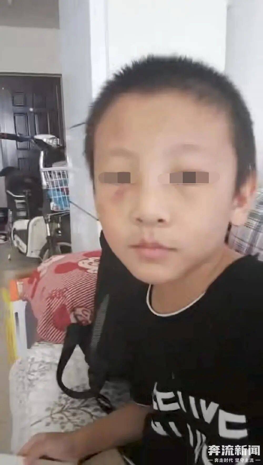 14岁少年被曝遭生父继母长期虐待离世，河南安阳多方回应