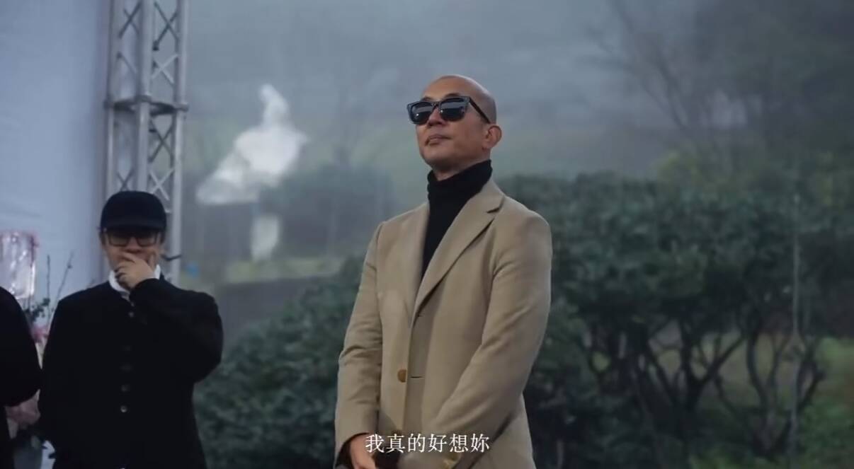 小S在大S雕像揭幕仪式上致辞：只要想到我姐离世前的3年，陪伴她的是姐夫具俊晔，心就会平静下来